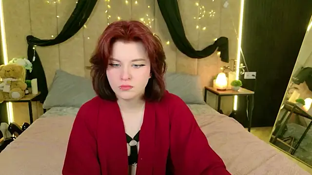 Milana Bold online show from 05/17/26, 09:11