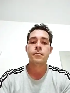 Snapshot of Santiago_vnz chatting on 02/19/26, 06:09 Santiago vnz online show from 02/19/26, 06:09