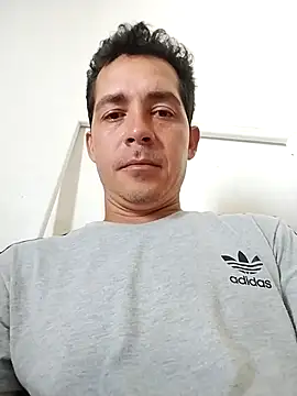 Snapshot of Santiago_vnz chatting on 02/19/26, 06:48 Santiago vnz online show from 02/19/26, 06:48