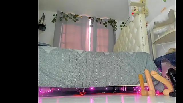 Snapshot of sweet_supreme chatting on 02/16/26, 08:38 sweet supreme online show from 02/16/26, 08:38