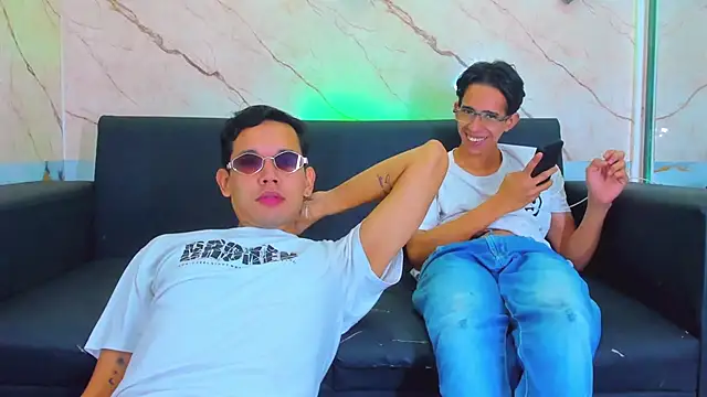 Snapshot of Wonka_1 chatting on 02/14/26, 04:31 Wonka 1 online show from 02/14/26, 04:31