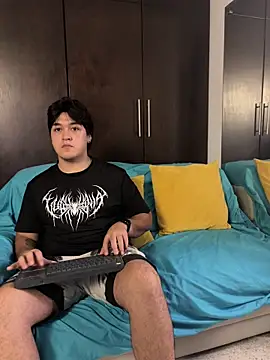 EmilyAndAndrew online show from 02/18/26, 03:35