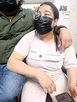 Snapshot of GangbangCouple chatting on 02/13/26, 06:26 GangbangCouple online show from 02/13/26, 06:26