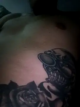 elvaquero06 online show from 02/05/26, 07:35