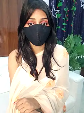 Snapshot of KavyaCurves chatting on 02/06/26, 11:02 KavyaCurves online show from 02/06/26, 11:02