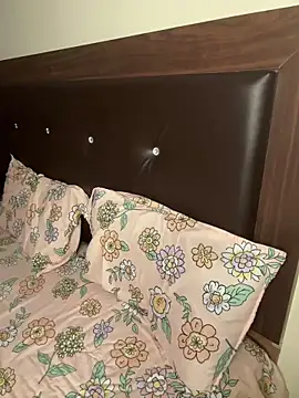 Snapshot of KavyaCurves chatting on 02/27/26, 03:23 KavyaCurves online show from 02/27/26, 03:23