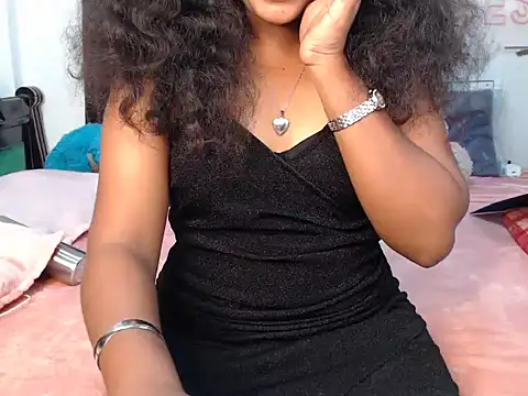 Snapshot of VixenNandhu chatting on 07/03/26, 10:32 VixenNandhu online show from 07/03/26, 10:32