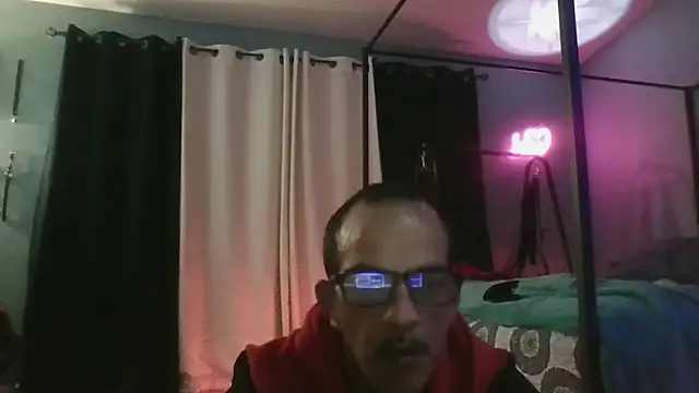 bellaskeykeeper online show from 02/09/26, 09:02