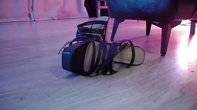 bellaskeykeeper online show from 02/27/26, 11:10