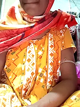 Snapshot of Sweet-runi chatting on 02/06/26, 06:11 Sweet-runi online show from 02/06/26, 06:11