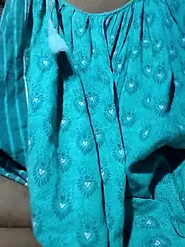 Snapshot of Sweet-runi chatting on 02/27/26, 06:19 Sweet-runi online show from 02/27/26, 06:19