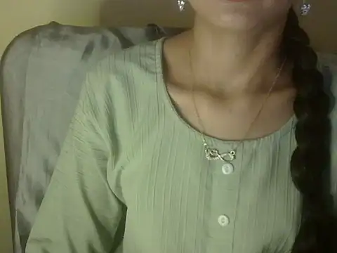 Mehaak  online show from 04/05/26, 06:54