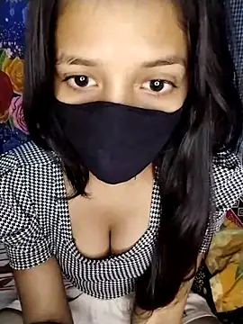 Snapshot of Naina-hott chatting on 02/16/26, 07:32 Naina-hott online show from 02/16/26, 07:32