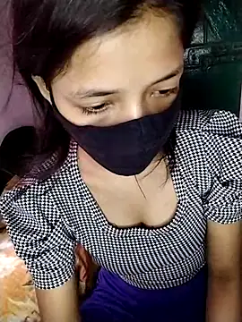 Naina-hott online show from 04/20/26, 03:31