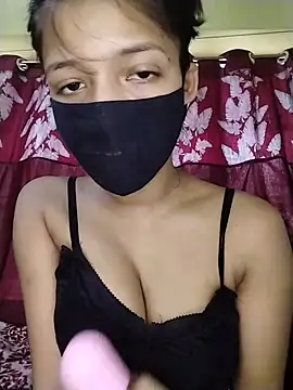 Naina-hott online show from 06/03/26, 08:39