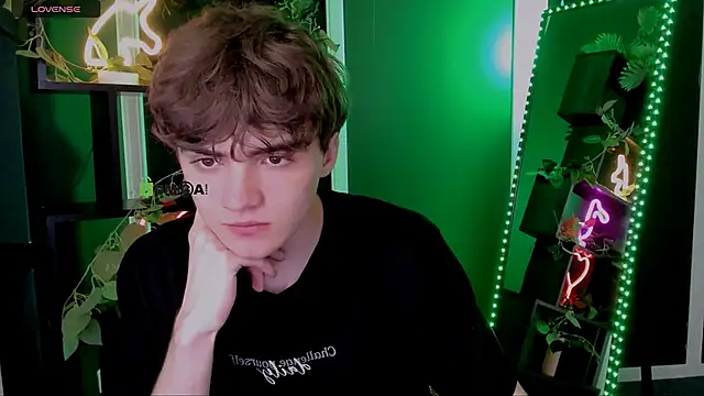 emil lucky online show from 04/28/26, 06:35