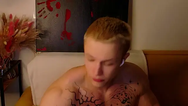 Snapshot of SterlingNoir chatting on 02/15/26, 09:11 SterlingNoir online show from 02/15/26, 09:11