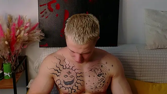 Snapshot of SterlingNoir chatting on 02/18/26, 09:38 SterlingNoir online show from 02/18/26, 09:38