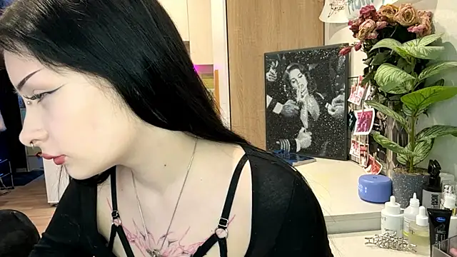 Snapshot of annicefeel chatting on 02/19/26, 02:02 annicefeel online show from 02/19/26, 02:02