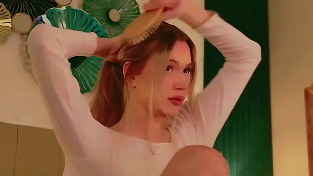 Beckie White online show from 04/12/26, 09:20