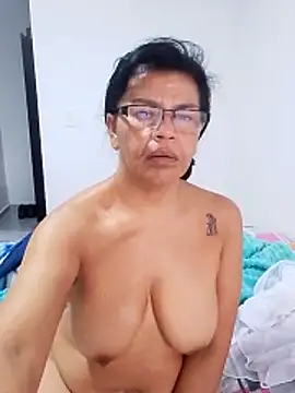 jennifer 0717 online show from 04/22/26, 10:00