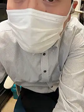 shizuku-kun211 online show from 04/24/26, 07:16