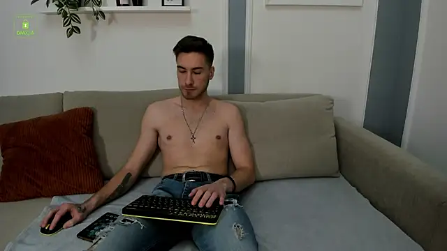 Snapshot of Harvey_Wiliams chatting on 02/18/26, 06:42 Harvey Wiliams online show from 02/18/26, 06:42