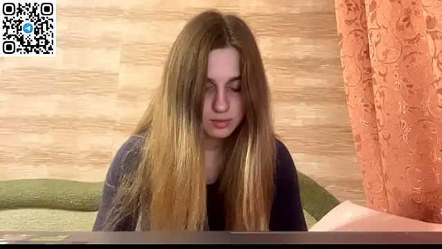 Snapshot of LovelySilk_63 chatting on 03/24/26, 08:47 LovelySilk 63 online show from 03/24/26, 08:47