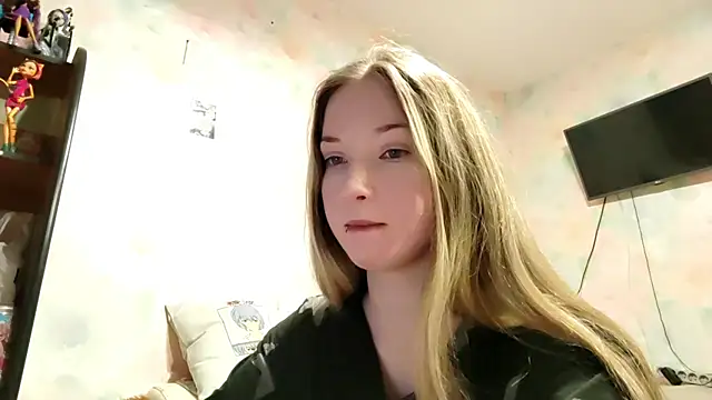 Snapshot of TiaBIanks chatting on 02/16/26, 02:24 TiaBIanks online show from 02/16/26, 02:24