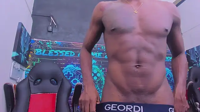 Snapshot of Jeanpieroo26 chatting on 02/14/26, 07:32 Jeanpieroo26 online show from 02/14/26, 07:32