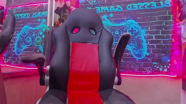 Snapshot of Jeanpieroo26 chatting on 02/23/26, 08:39 Jeanpieroo26 online show from 02/23/26, 08:39