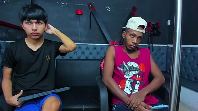 Snapshot of Jeanpieroo26 chatting on 02/27/26, 07:47 Jeanpieroo26 online show from 02/27/26, 07:47