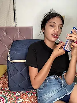 Snapshot of Britney__Latina chatting on 02/22/26, 02:24 Britney Latina online show from 02/22/26, 02:24