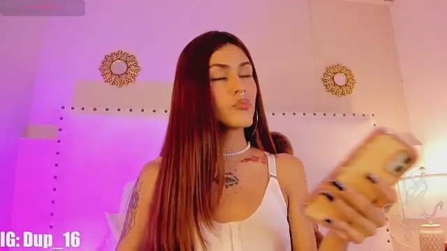 Snapshot of Zoe_star_ chatting on 02/19/26, 01:29 Zoe star online show from 02/19/26, 01:29