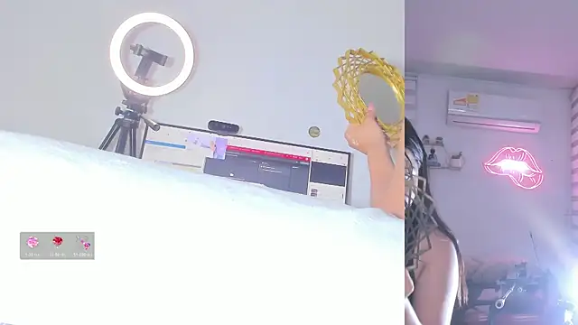 lana  kane   online show from 04/21/26, 09:04