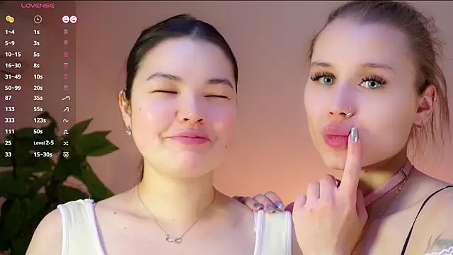 Snapshot of BertaForth chatting on 02/19/26, 07:26 BertaForth online show from 02/19/26, 07:26