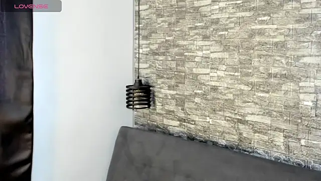 ASHLEY COLLINS1 online show from 02/26/26, 01:10