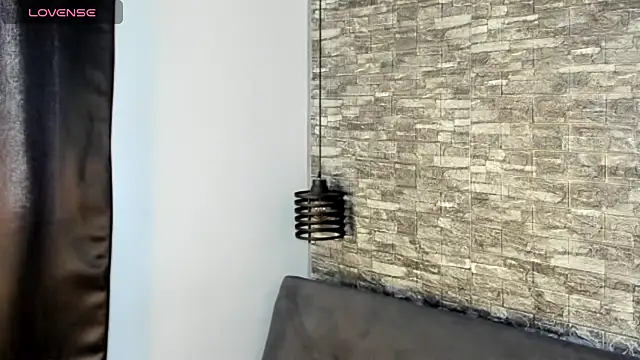 ASHLEY COLLINS1 online show from 02/27/26, 01:11