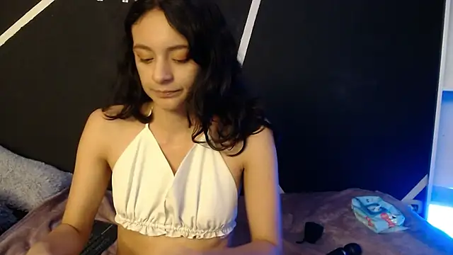 Vyoleta22 online show from 03/05/26, 11:28