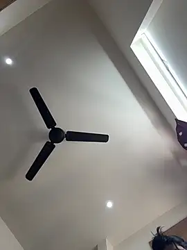 raavigirl online show from 04/11/26, 08:07