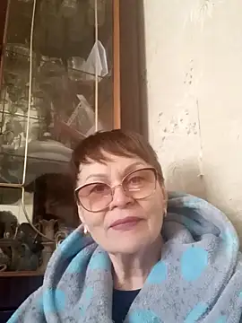 Snapshot of SophieBurns chatting on 02/19/26, 12:01 SophieBurns online show from 02/19/26, 12:01