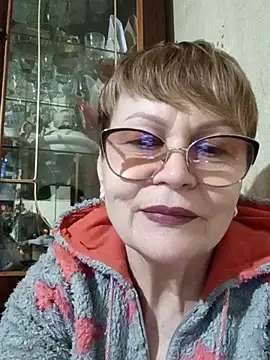 SophieBurns online show from 04/08/26, 01:33