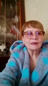 SophieBurns online show from 04/10/26, 10:31