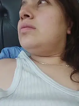 MajoArias online show from 04/23/26, 10:56