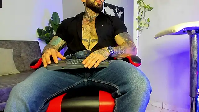 Snapshot of Alessrose chatting on 02/06/26, 07:39 Alessrose online show from 02/06/26, 07:39