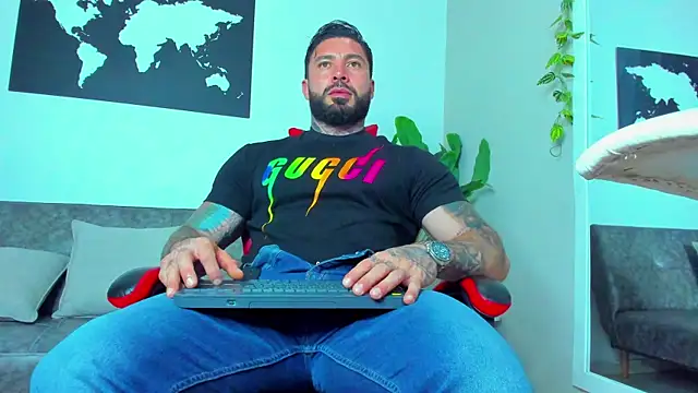 Alessrose online show from 04/15/26, 09:04