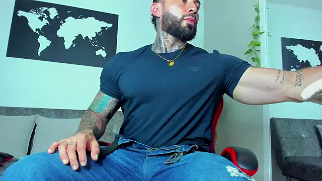 Alessrose online show from 04/21/26, 08:01