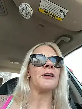 Snapshot of PrincessCutz1 chatting on 02/19/26, 08:16 PrincessCutz1 online show from 02/19/26, 08:16