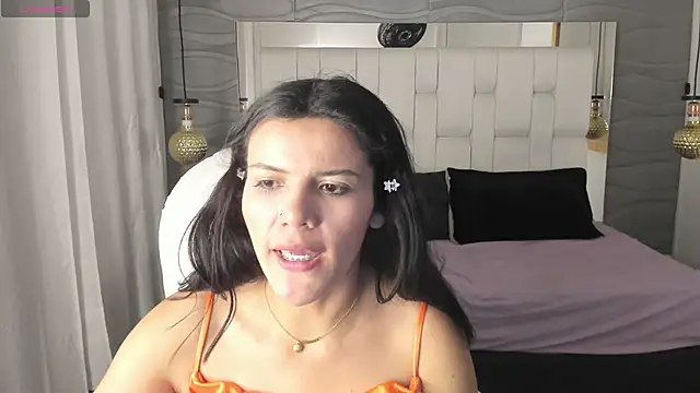 Thaliaa Lopez online show from 02/18/26, 09:33