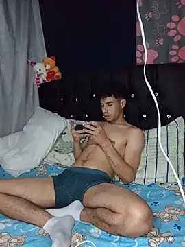 Snapshot of baby_22cm chatting on 07/18/26, 08:01 baby 22cm online show from 07/18/26, 08:01